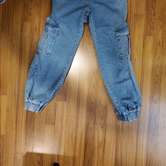 The Ragged Priest Denim Cargo Jogger Pants EUC Size 28 - Picture 3 of 9